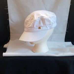 Women's hats